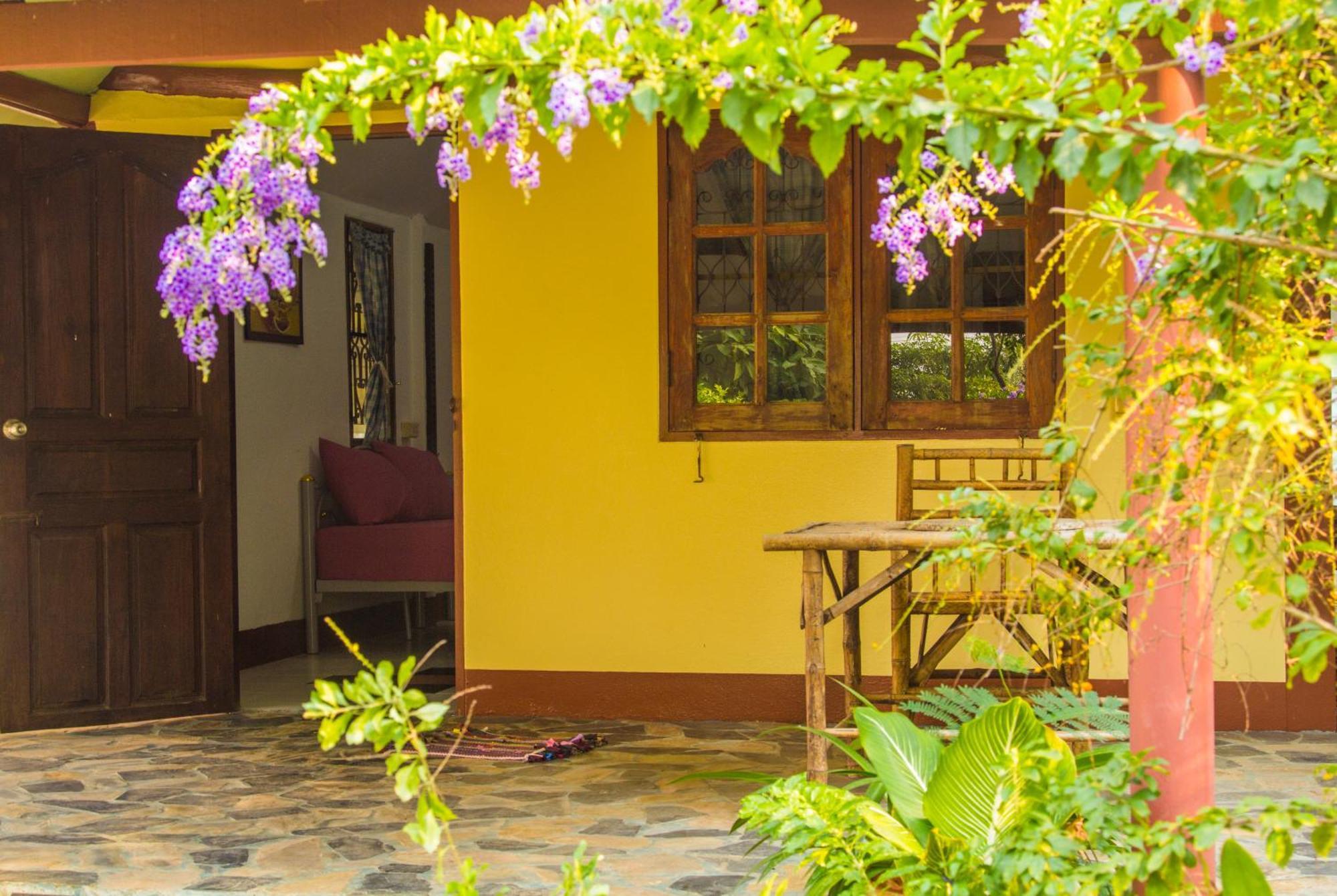 Ban Sabai Sabai Guest House Kanchanaburi Camera foto