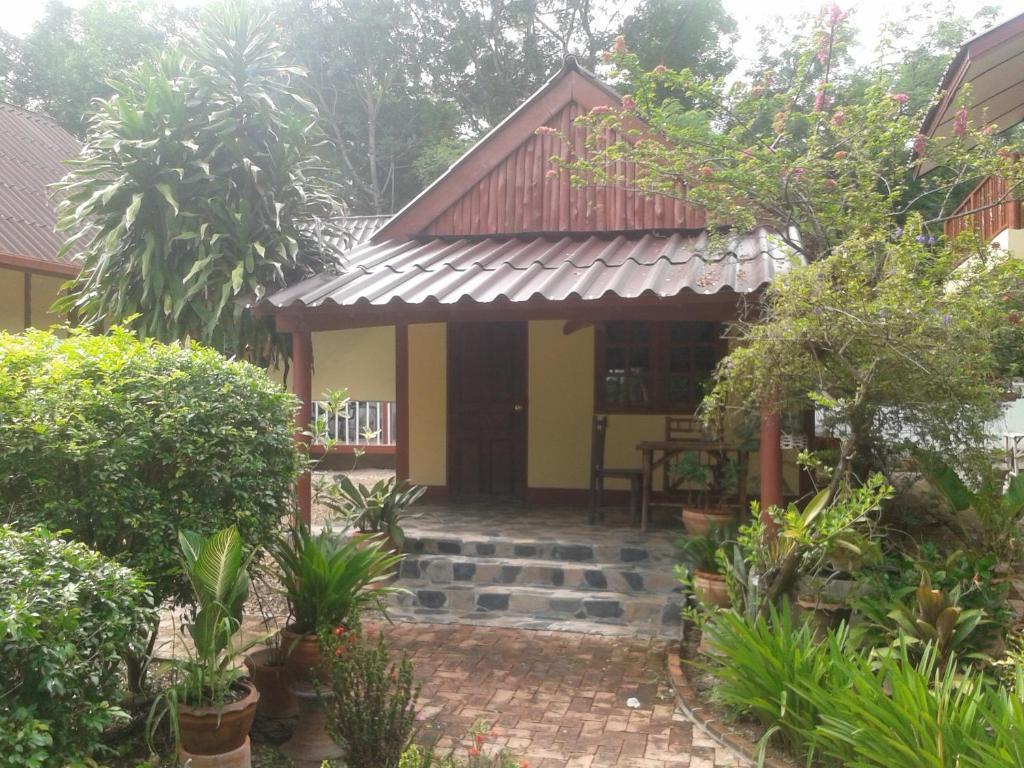 Ban Sabai Sabai Guest House Kanchanaburi Camera foto